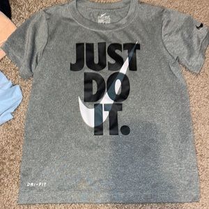 Boys Nike Dri-Fit Shirt Size 7